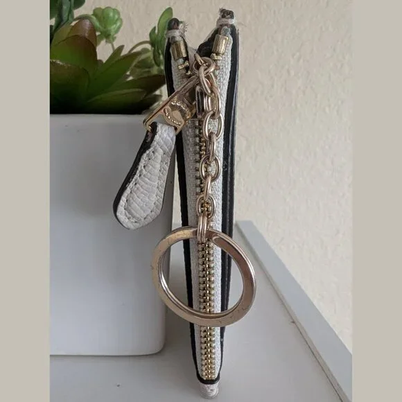 Coach, Mini Skinny ID Case, Crossgrain Leather, Chalk White, Gold Key Ring EUC